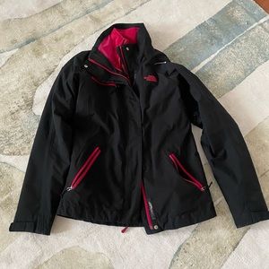 The North Face Hyvent Jacket Lined Black / Pink Lined Women’s XS. Used